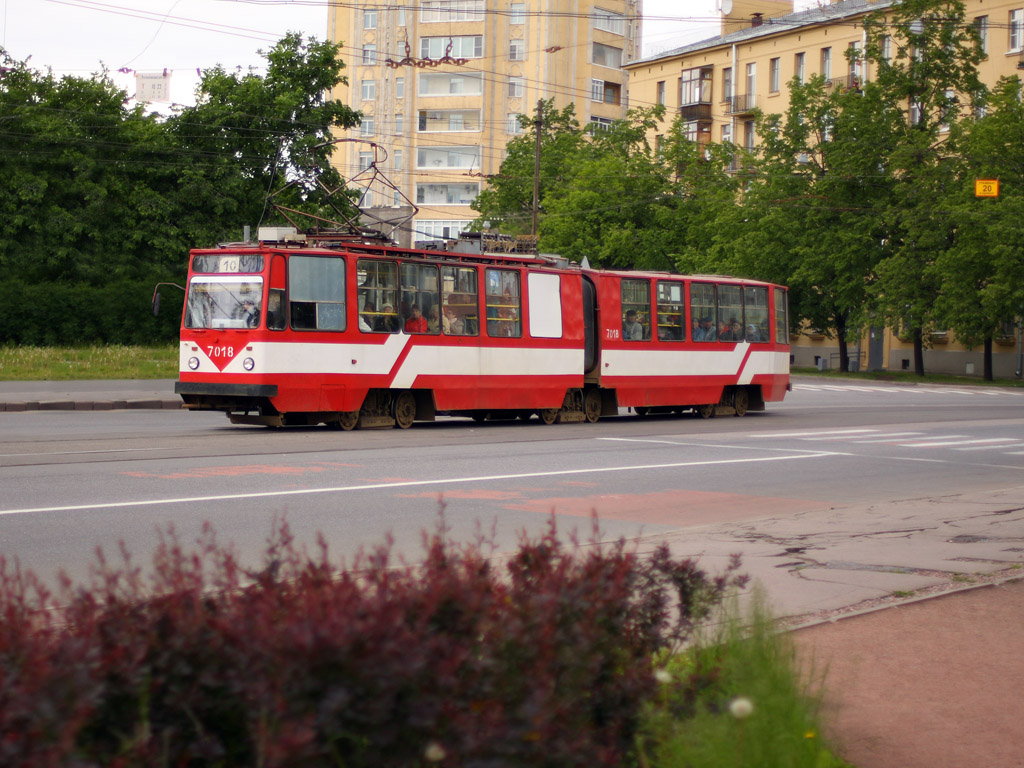 სანქტ-პეტერბურგი, LVS-86K № 7018
