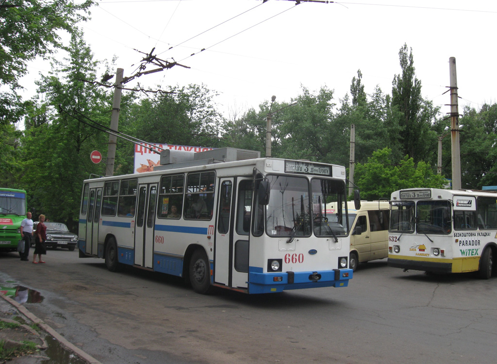Кривой Рог, YMZ Т2 mod. 7 № 660