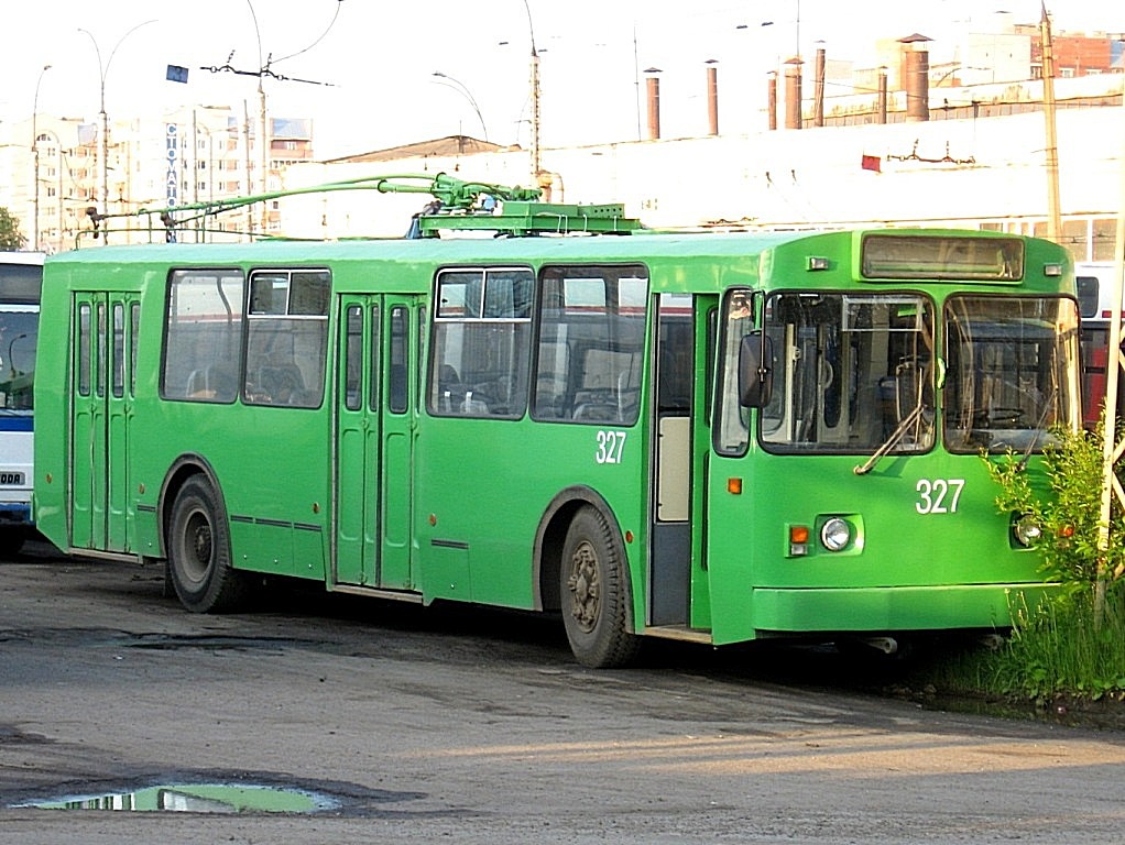Вологда, ВМЗ-100 № 327