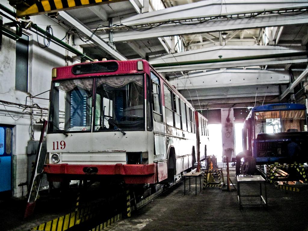 Ровно, ЮМЗ Т1 № 119