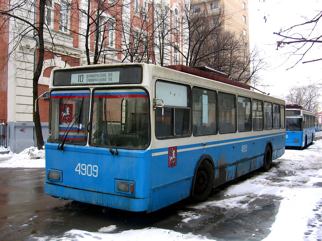 Москва, ВМЗ-5298.00 (ВМЗ-375) № 4909