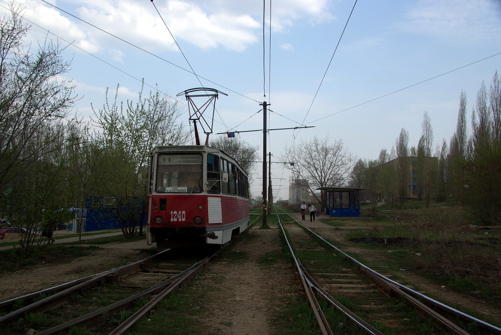 Saratov, 71-605 (KTM-5M3) N°. 1240