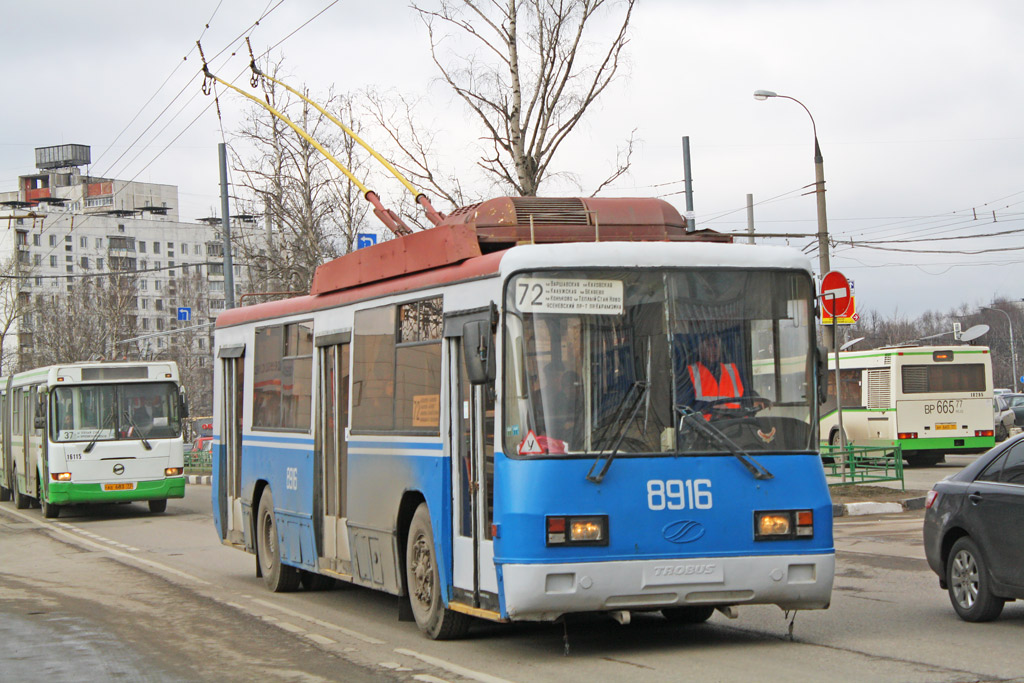 Moskau, BTZ-52761R Nr. 8916 Moskau, BTZ-52761R Nr. 8916