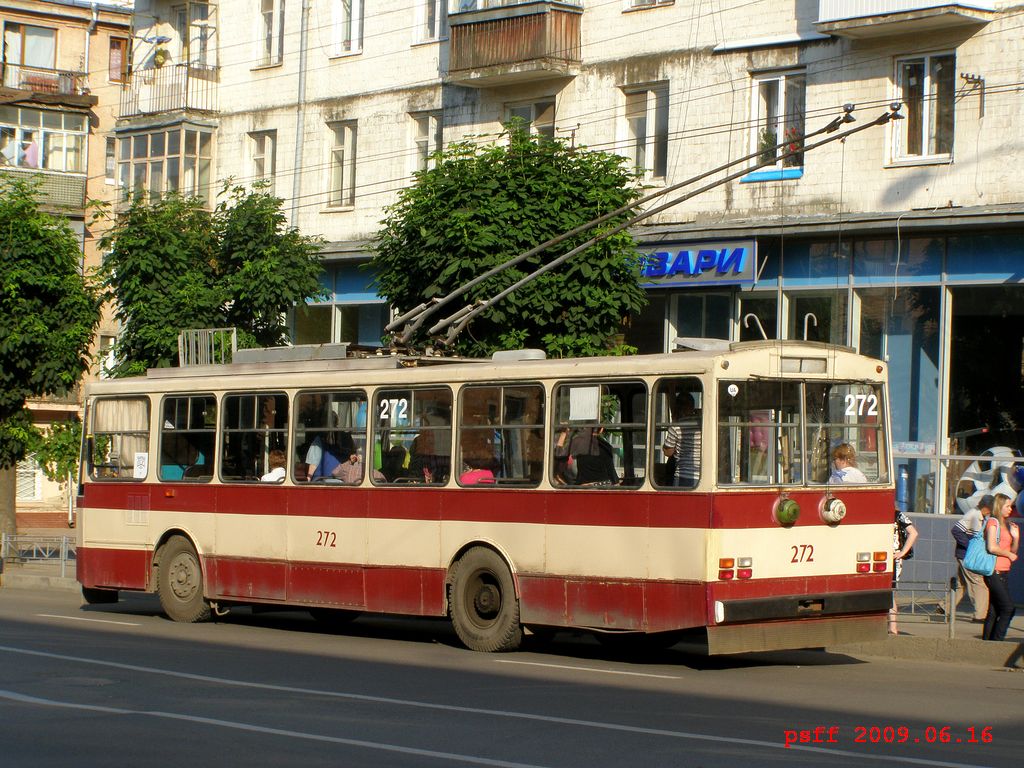Черновцы, Škoda 14Tr02/6 № 272
