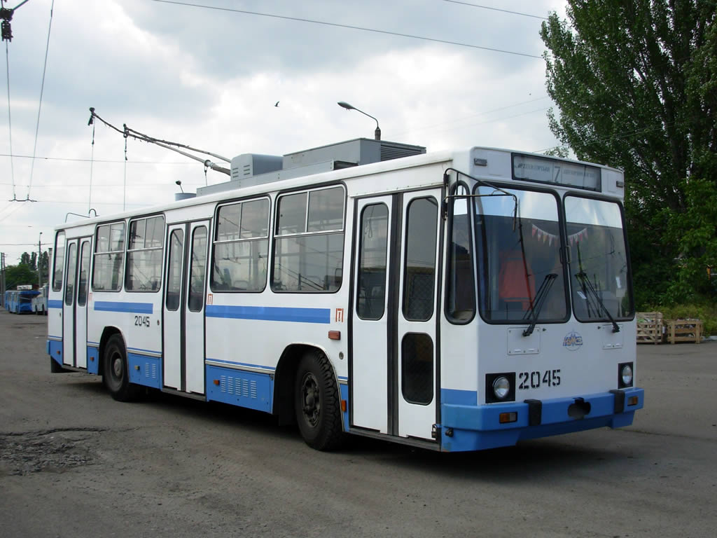 Одесса, ЮМЗ Т2 мод. 7 № 2045
