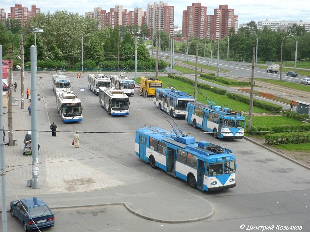 Санкт-Петербург, ЗиУ-682В [В00] № 4779; Санкт-Петербург — Конечные станции и разворотные кольца