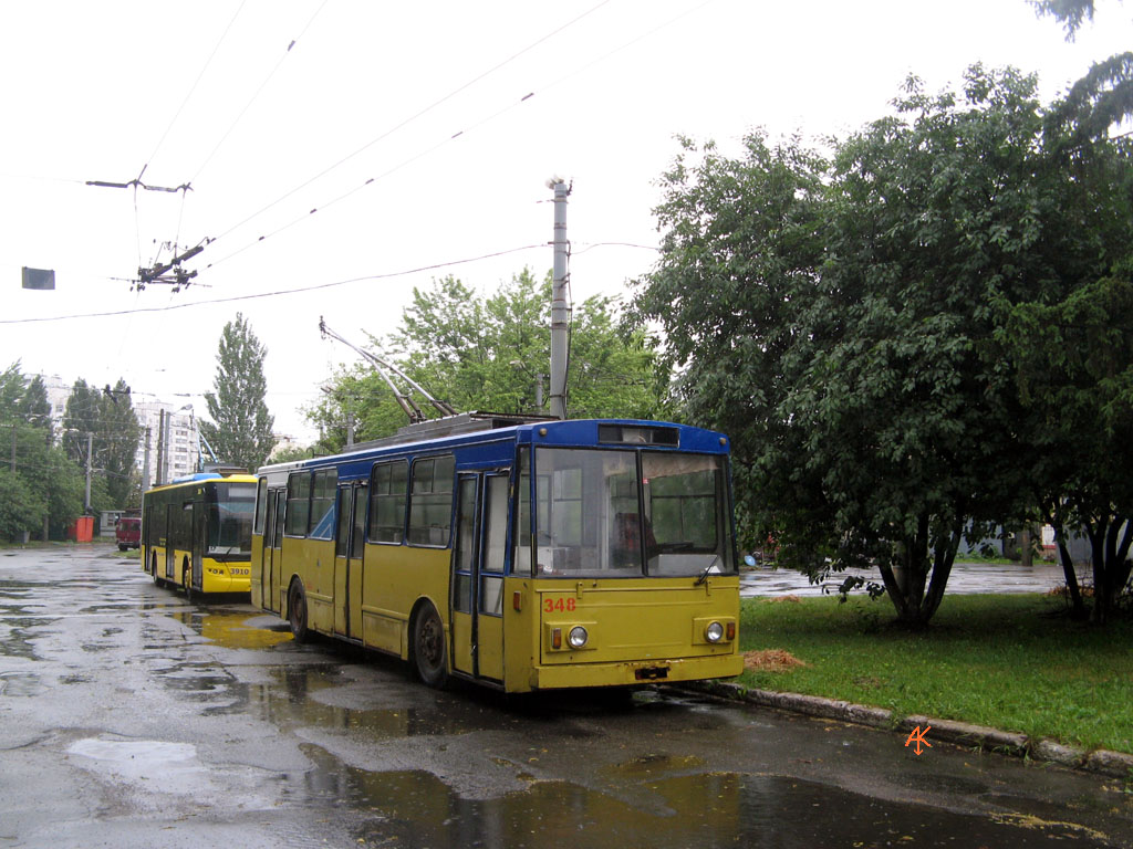 Киев, Škoda 14Tr02 № 348