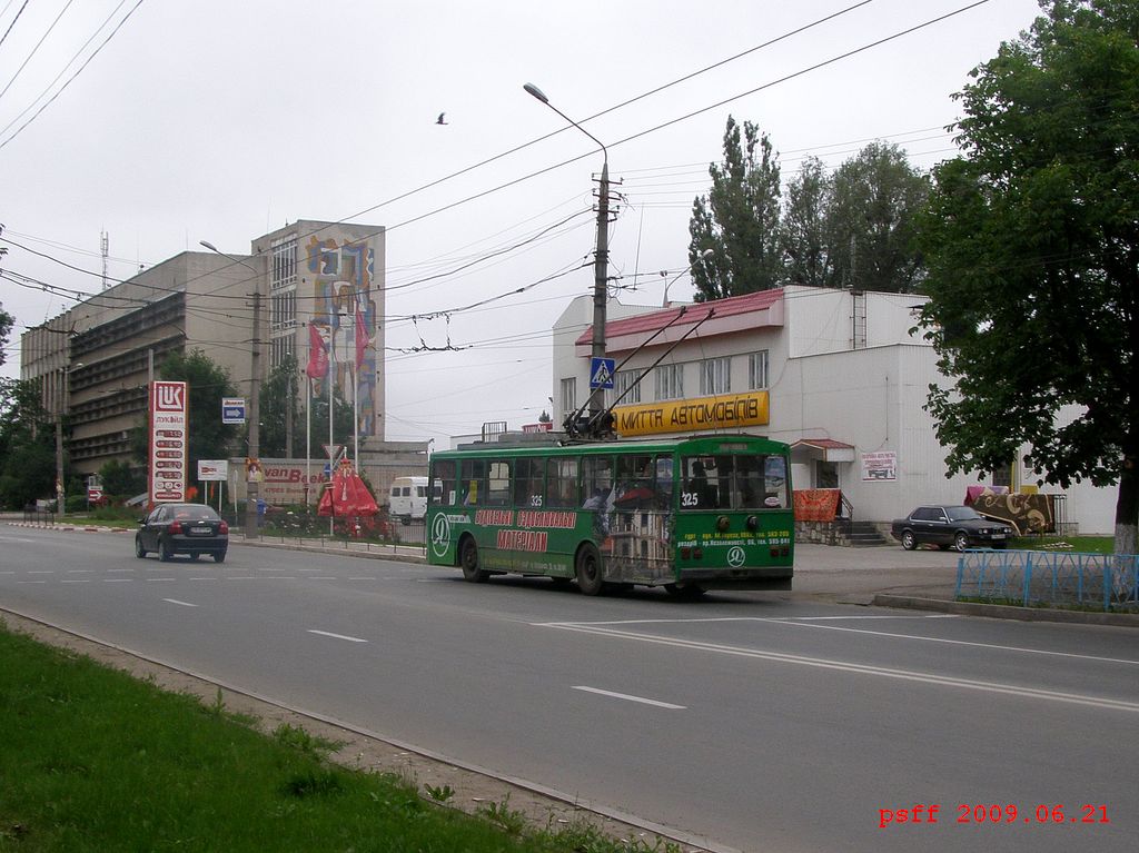 Черновцы, Škoda 14Tr89/6 № 325 Черновцы, Škoda 14Tr89/6 № 325