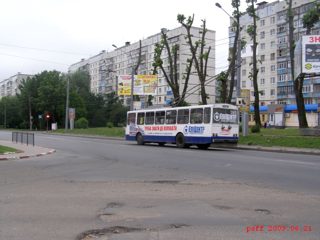 Черновцы, Škoda 14Tr89/6 № 297