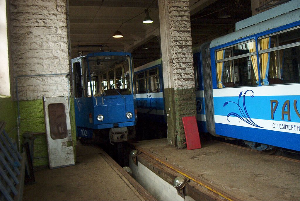 Таллин, Tatra KT4SU № 102