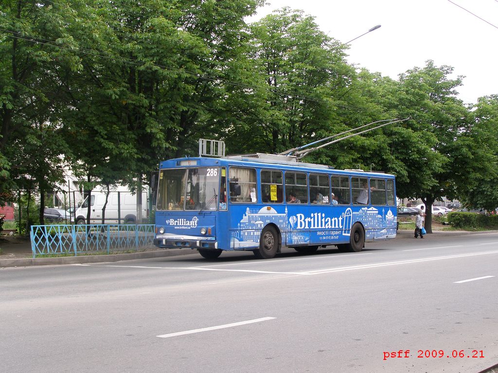 Черновцы, Škoda 14Tr89/6 № 286