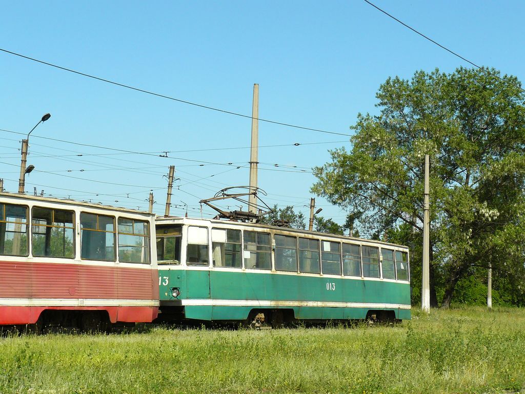 Енакиево, 71-605 (КТМ-5М3) № 013