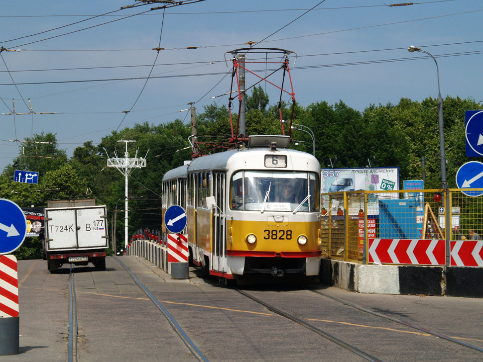 Moskau, Tatra T3SU Nr. 3828