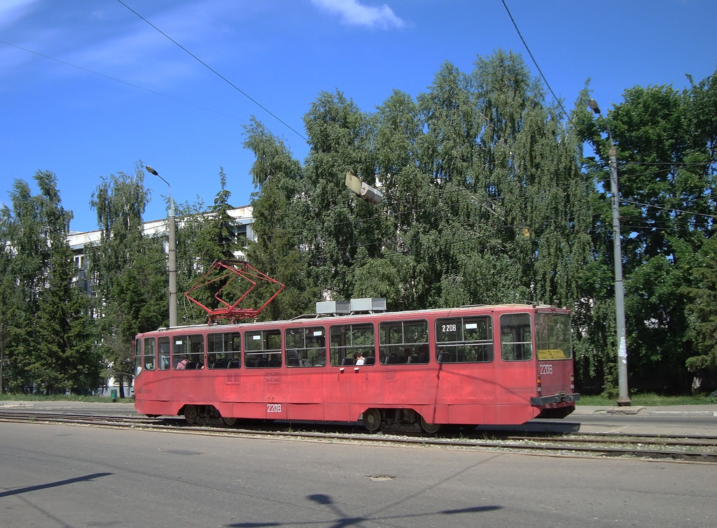 Казань, 71-402 № 2208 Казань, 71-402 № 2208