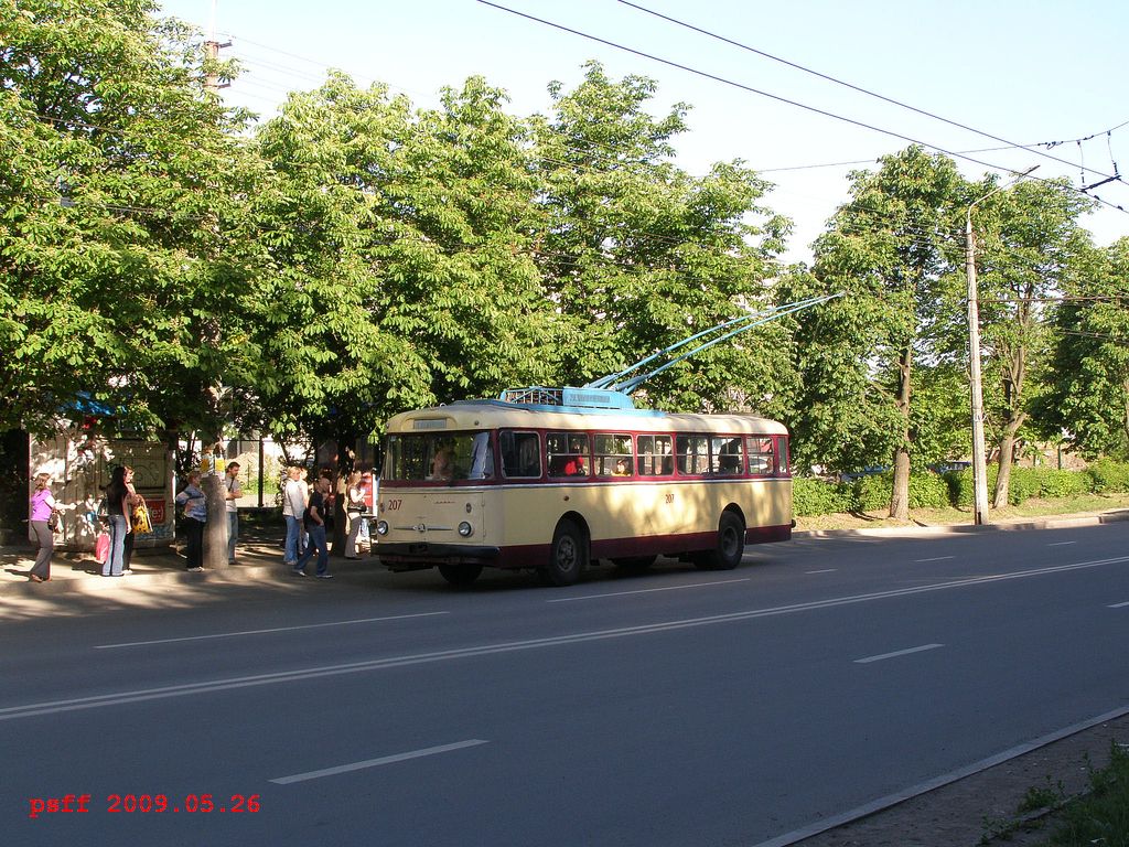 Черновцы, Škoda 9TrH25 № 207