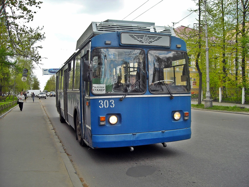 Петрозаводск, ЗиУ-682Г [Г00] № 303