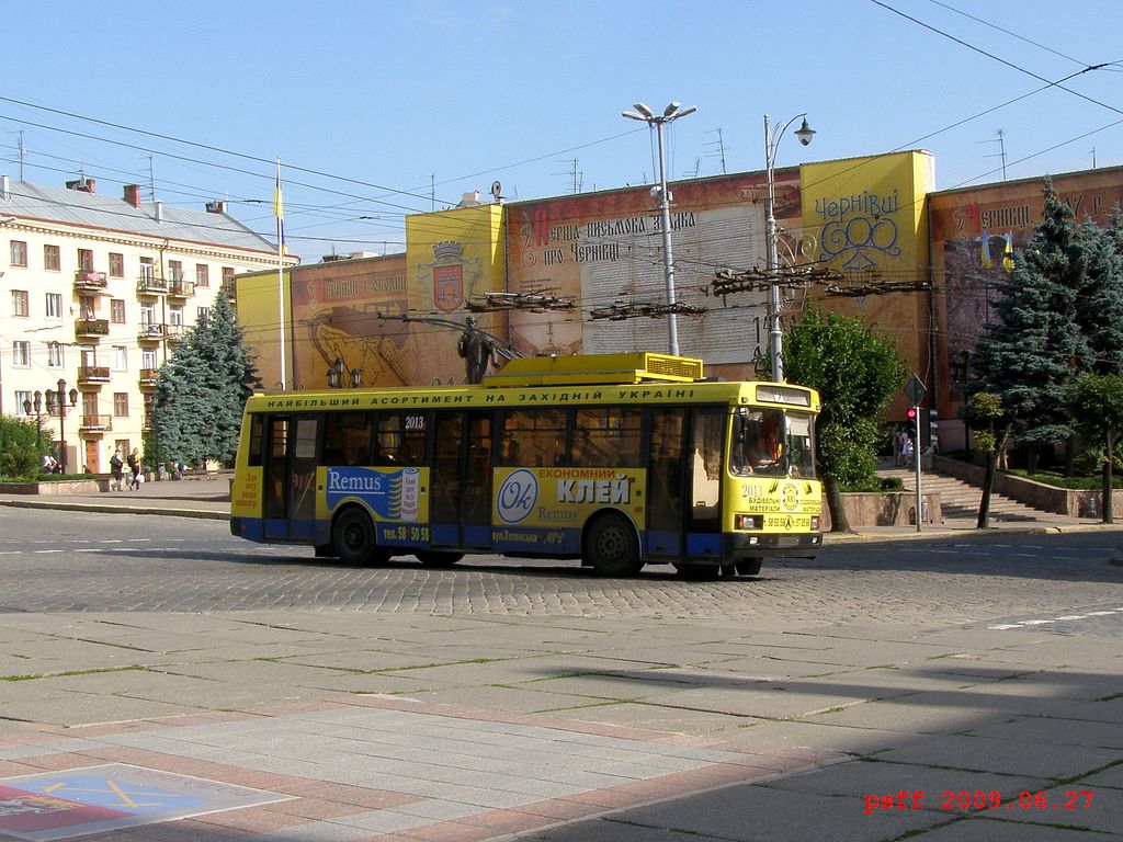 Черновцы, ЛАЗ-52522 № 2013