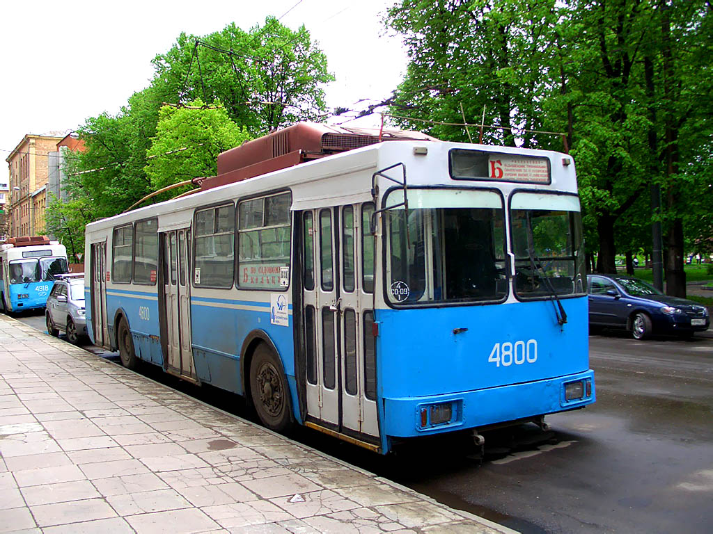 Москва, ЗиУ-682ГМ1 (с широкой передней дверью) № 4800