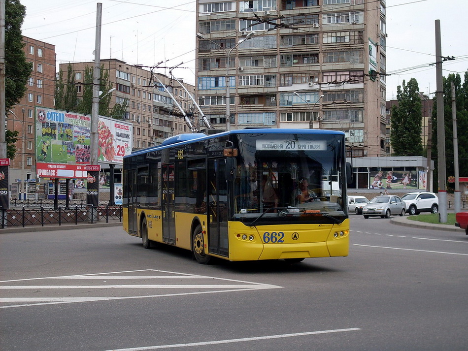 Krivij Rih, LAZ E183D1 Br. 662