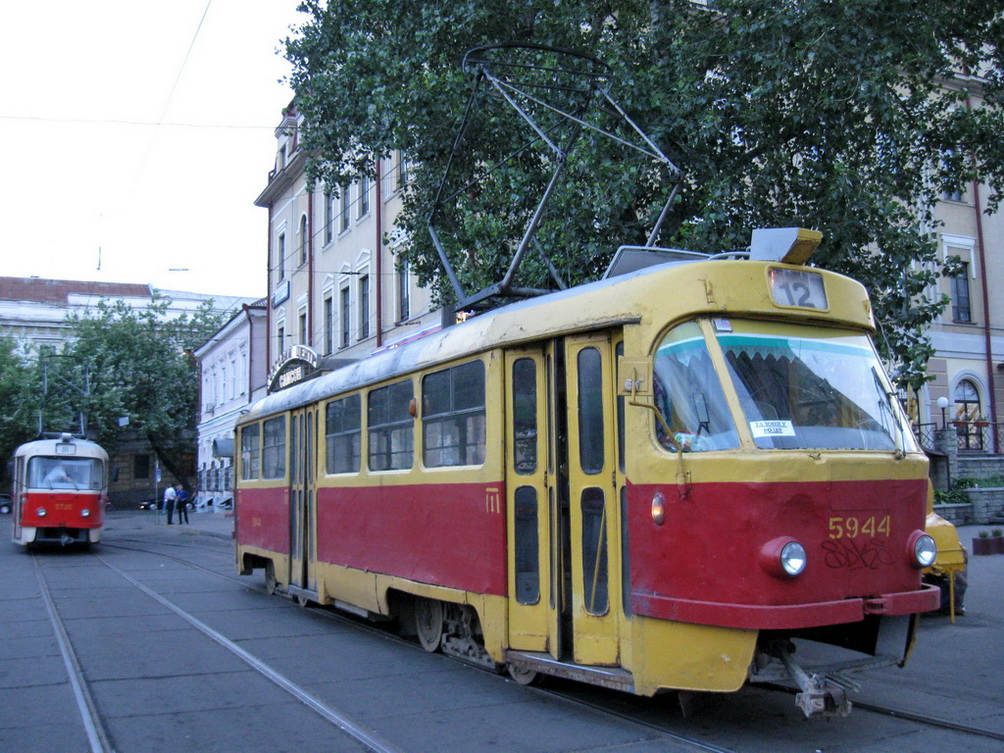 Киев, Tatra T3SU № 5944