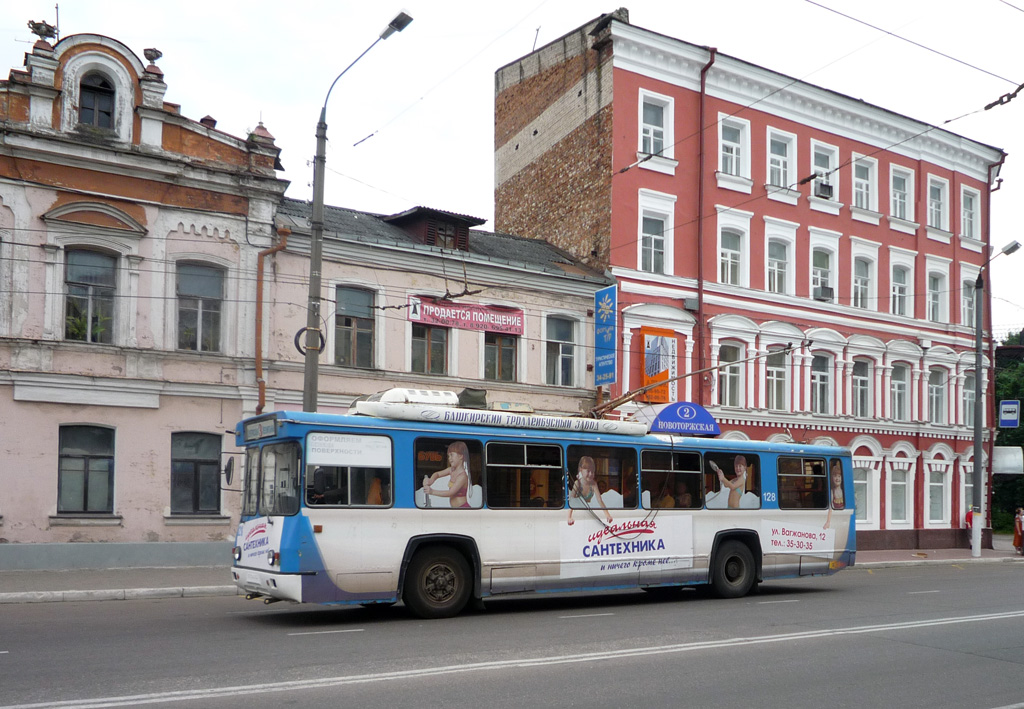 Тверь, БТЗ-5276-04 № 128; Тверь — Троллейбусные линии: Центральный район