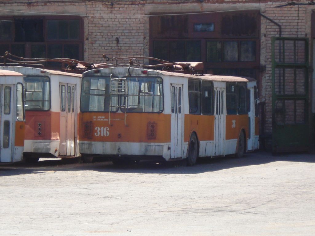 Алчевск, ЗиУ-682В [В00] № 316