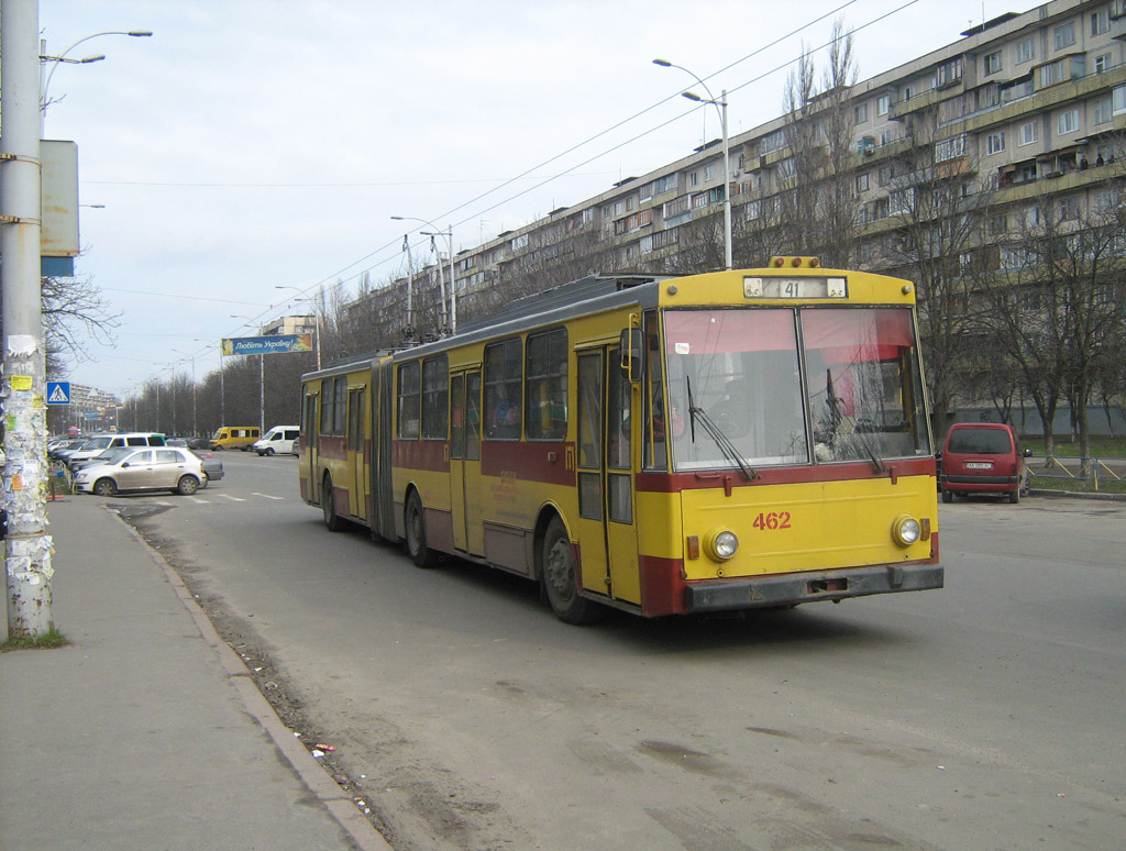 Киев, Škoda 15Tr02/6 № 462