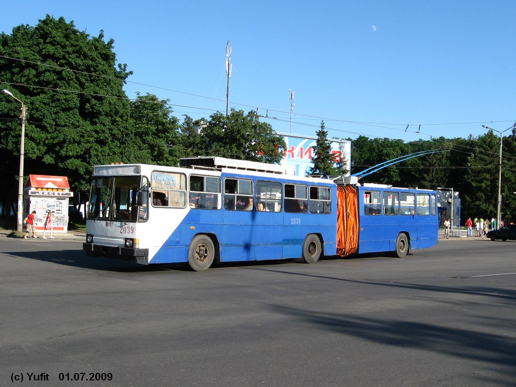 Харьков, ЮМЗ Т1 № 2039