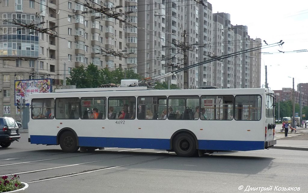 Санкт-Петербург, ВМЗ-5298-020 № 4692