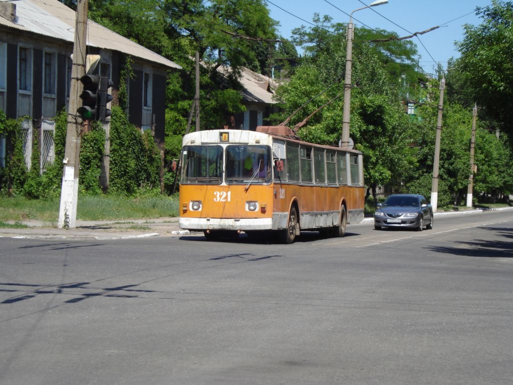 Алчевск, ЗиУ-682В [В00] № 321