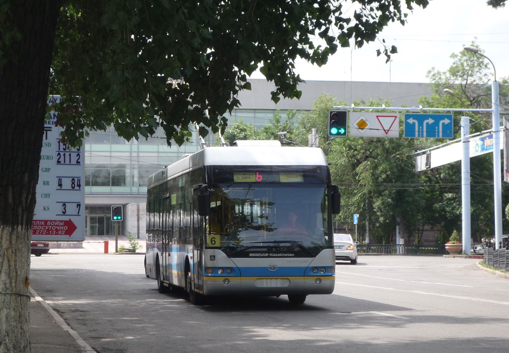 Алматы, YoungMan JNP6120GDZ (Neoplan Kazakhstan) № 1102 Алматы, YoungMan JNP6120GDZ (Neoplan Kazakhstan) № 1102