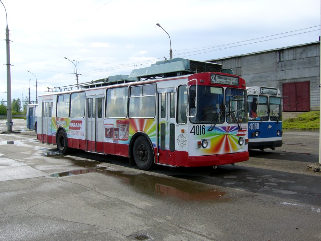 Nowosybirsk, ST-682G Nr 4016