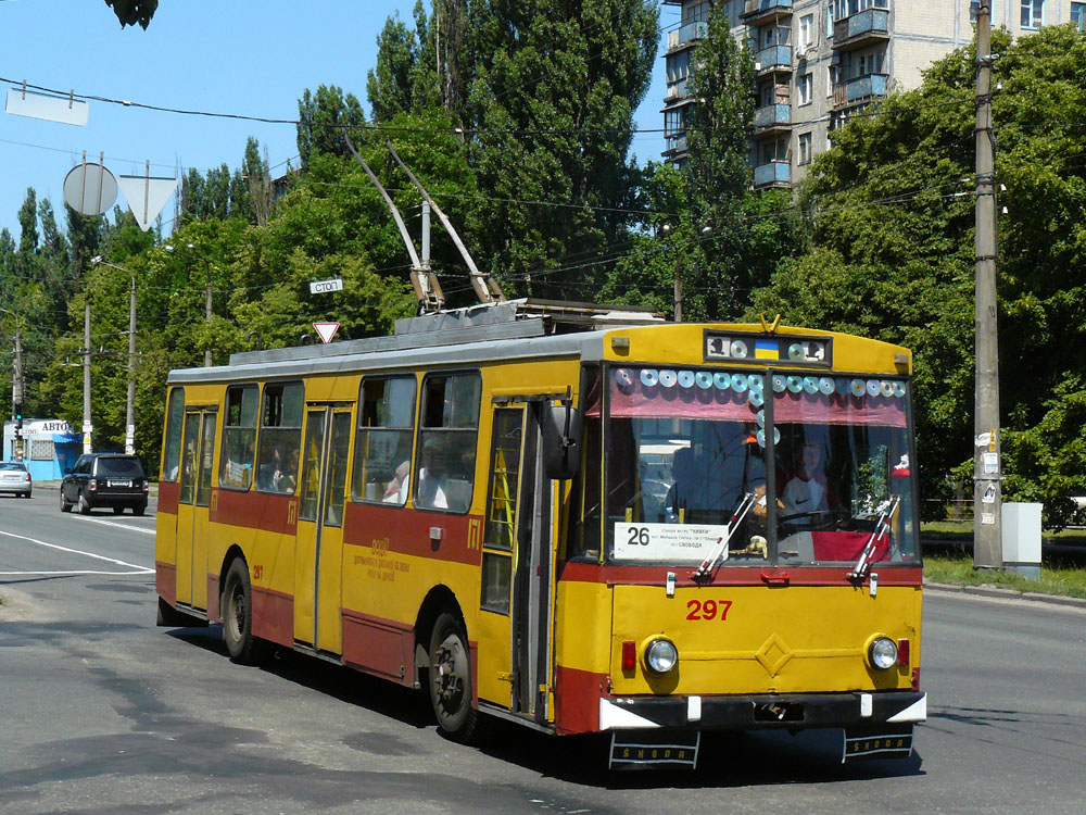 Киев, Škoda 14Tr02/6 № 297