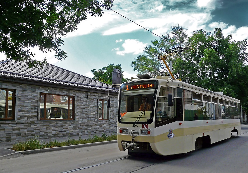 Ростов-на-Дону, 71-619КУ № 070