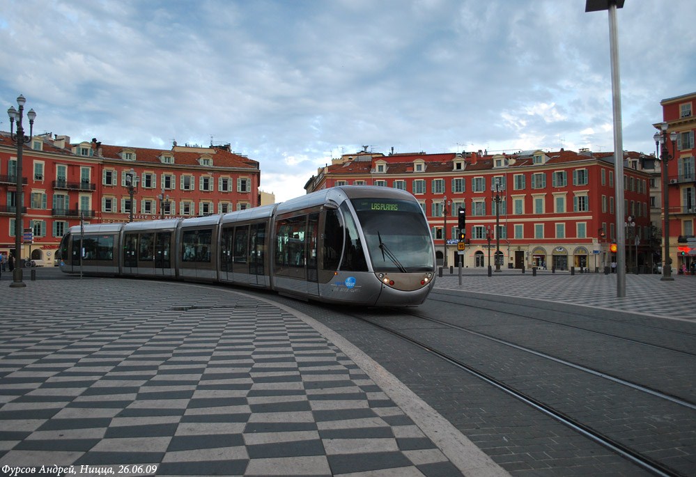 Ницца, Alstom Citadis 302 № 003