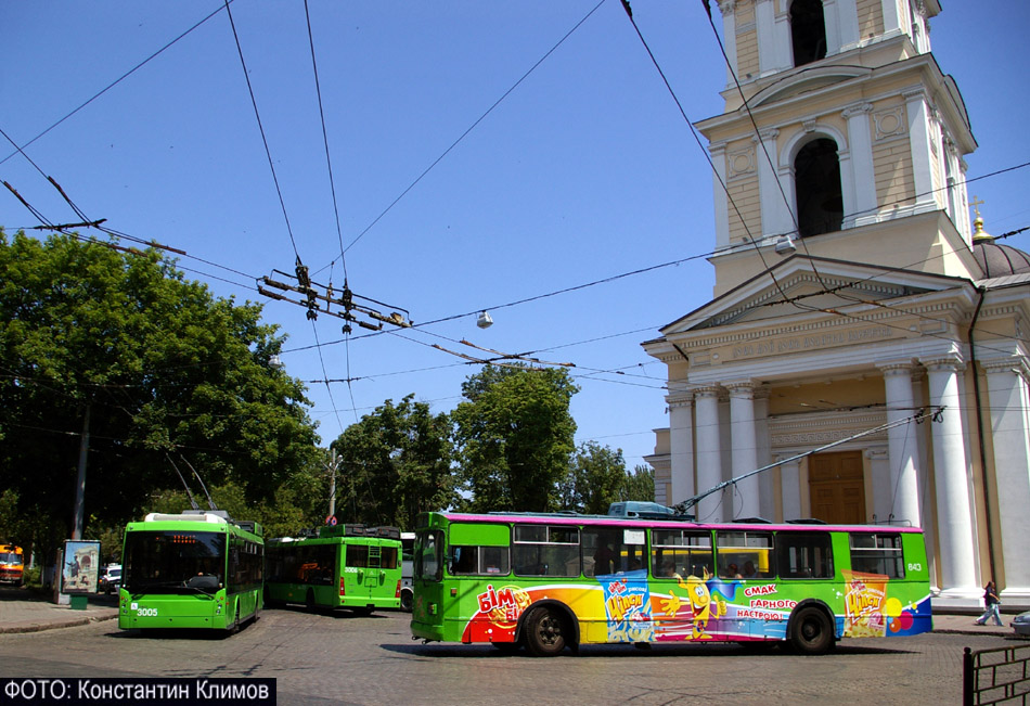 Одесса, Тролза-5265.00 «Мегаполис» № 3005; Одесса, ЗиУ-682В-012 [В0А] № 843