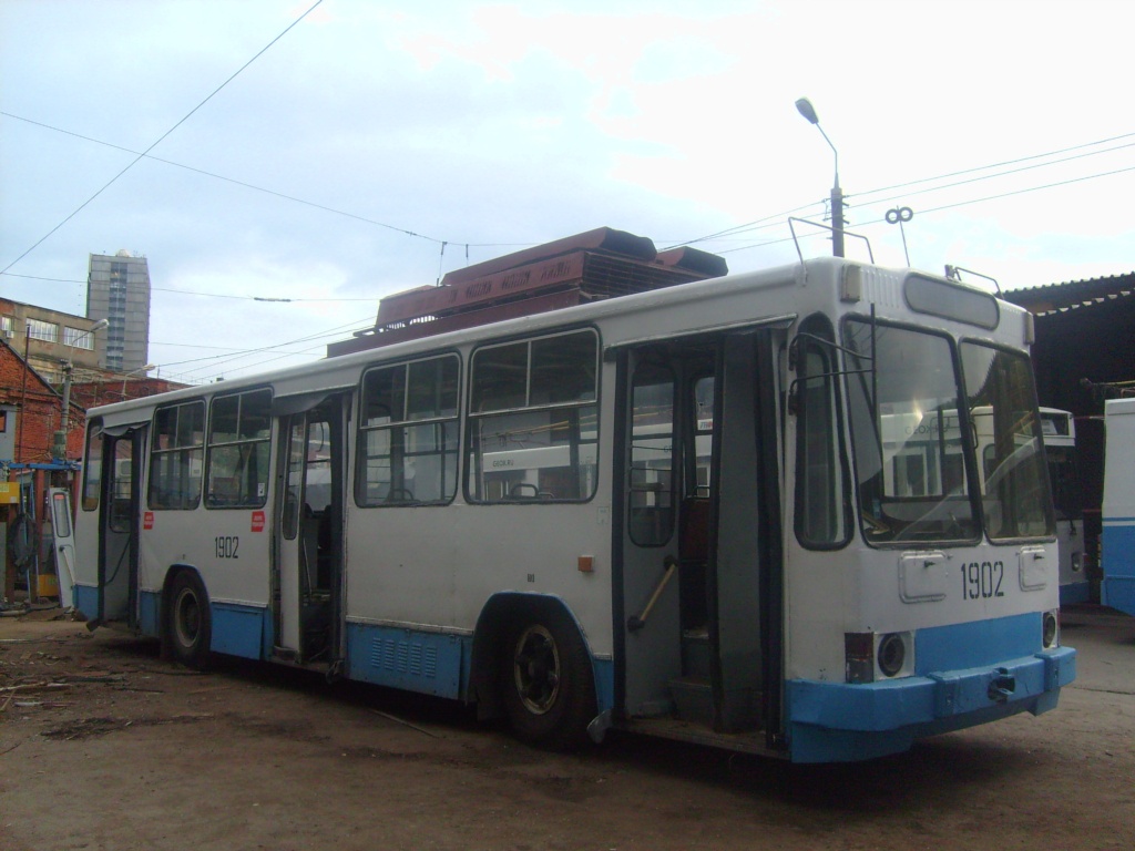 Москва, ЮМЗ Т2 № 1902