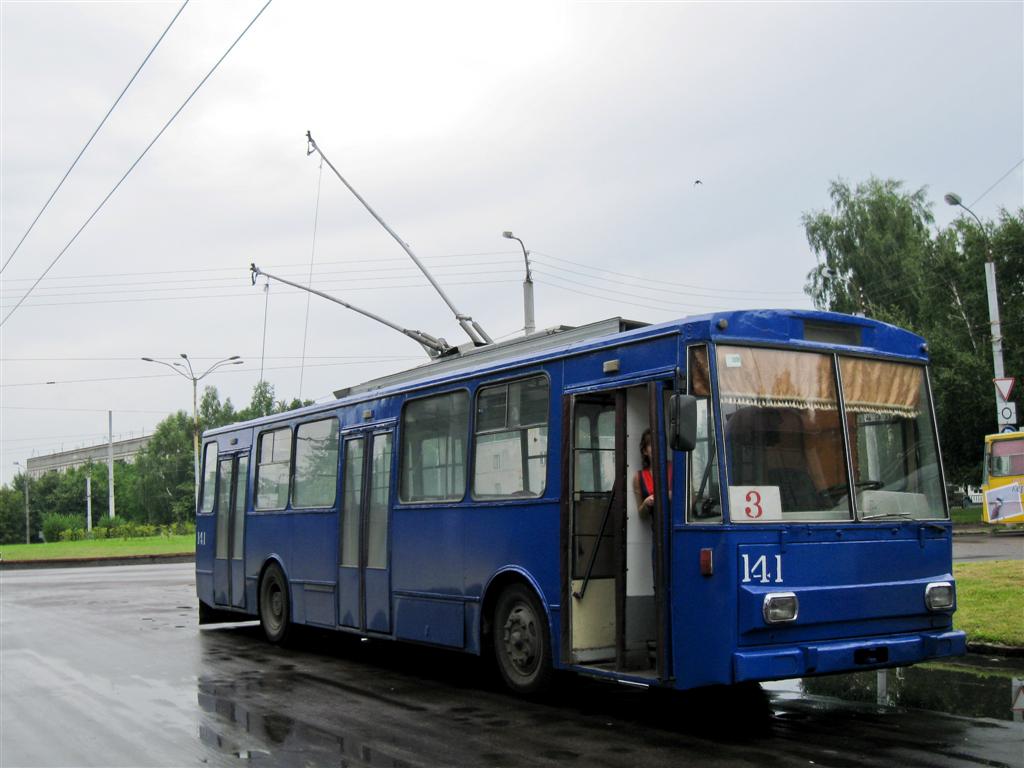 Ровно, Škoda 14Tr01 № 141