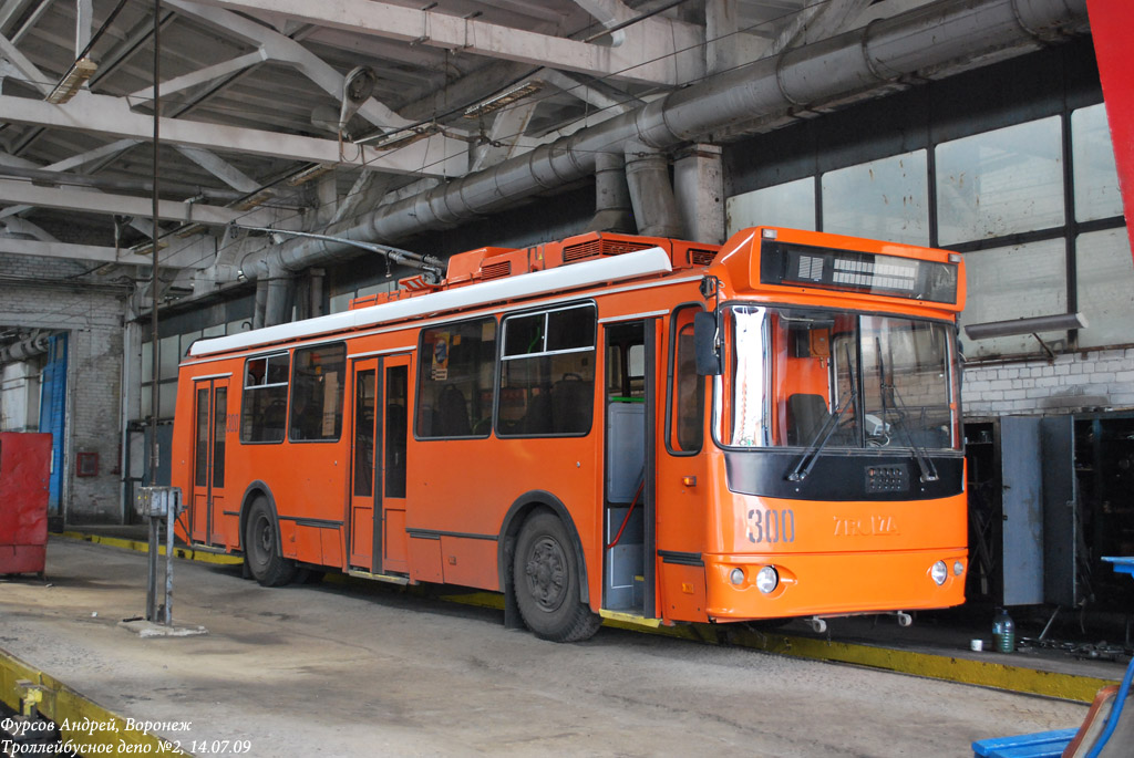 Voronezh, ZiU-682G-016.02 č. 300