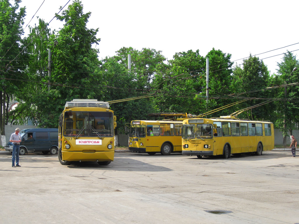 Ryazan, VZTM-5284 Nr. 2107; Ryazan, ZiU-682G [G00] Nr. 2082; Ryazan — Electric transit driving competition on July 15, 2009