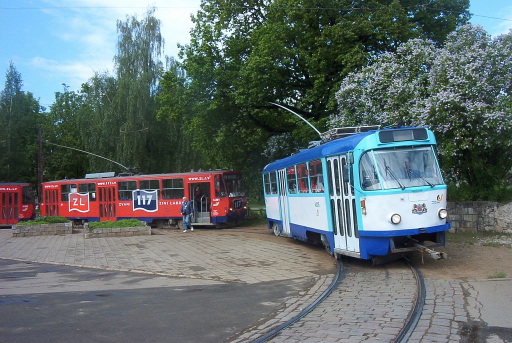 Riga, Tatra T6B5SU Nr. 3-262; Riga, Tatra T6B5SU Nr. 3-261; Riga, Tatra T3A Nr. 4-2315