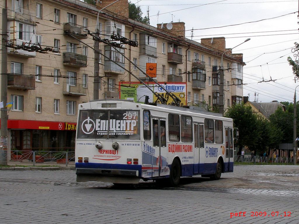 Čerņivci, Škoda 14Tr89/6 № 297
