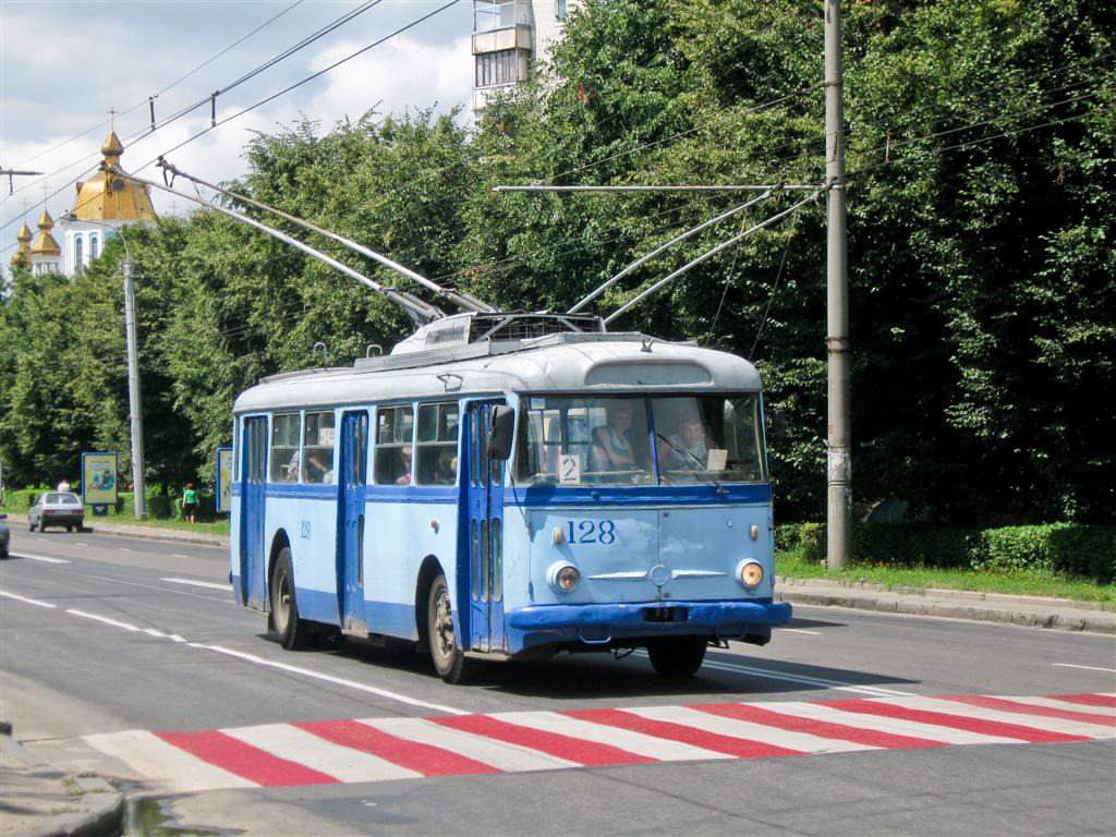 Równe, Škoda 9TrHT28 Nr 128