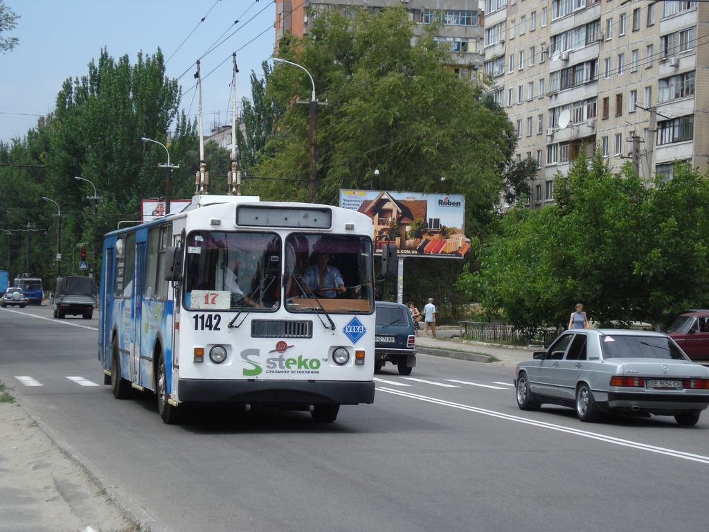 Dnipro, ZiU-682G-016 (018) Br. 1142