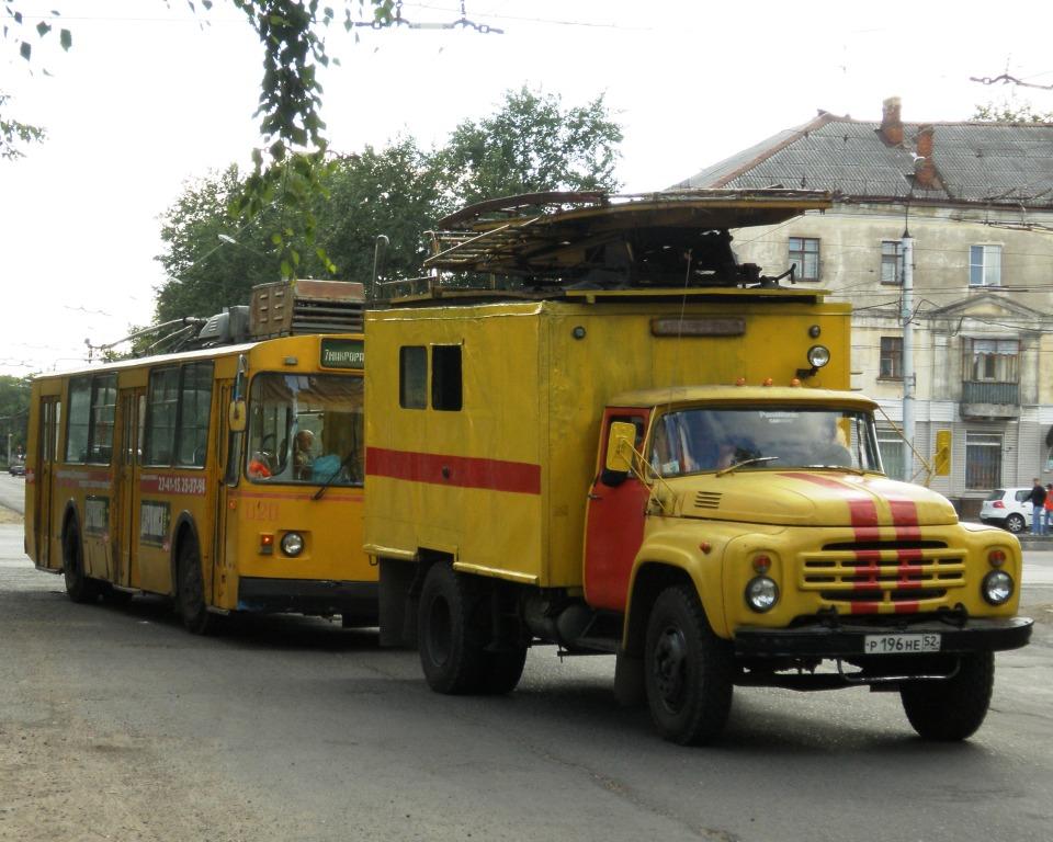 Дзержинск, ЗиУ-682В-012 [В0А] № 020; Дзержинск — Буксировка неисправных троллейбусов и трамваев
