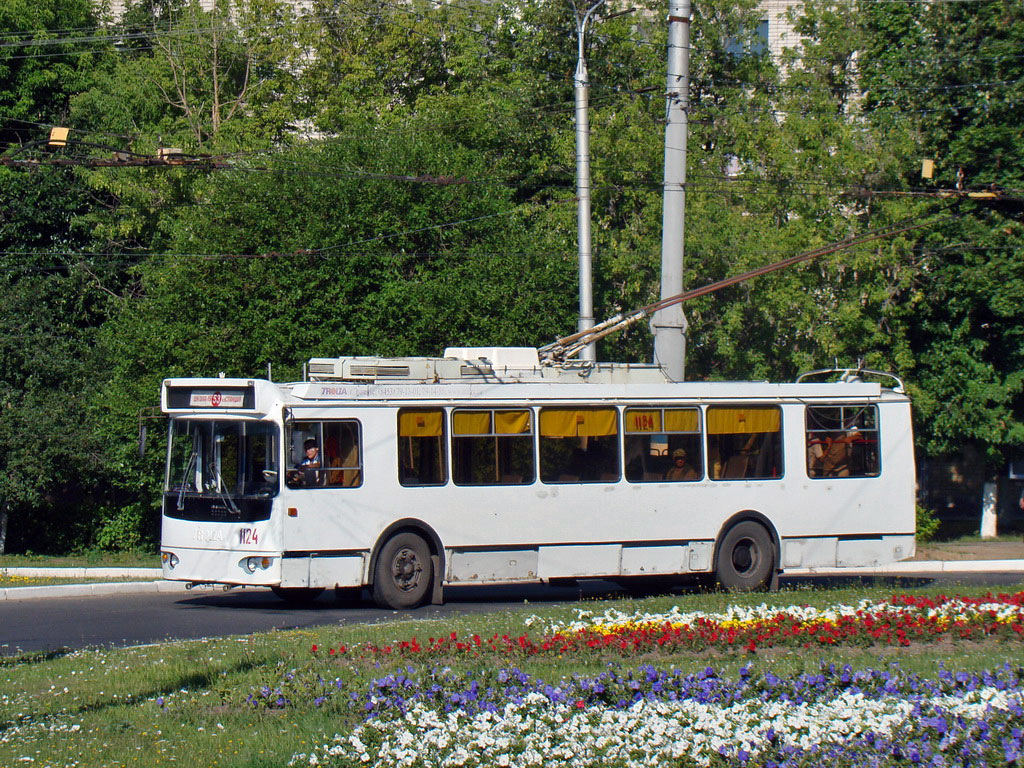 Новочебоксарск, ЗиУ-682Г-016.02 № 1124