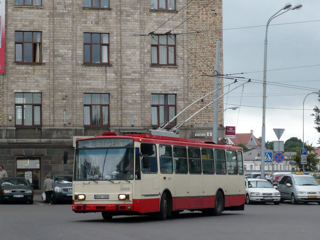 Vilnius, Škoda 14Tr17/6M № 2668