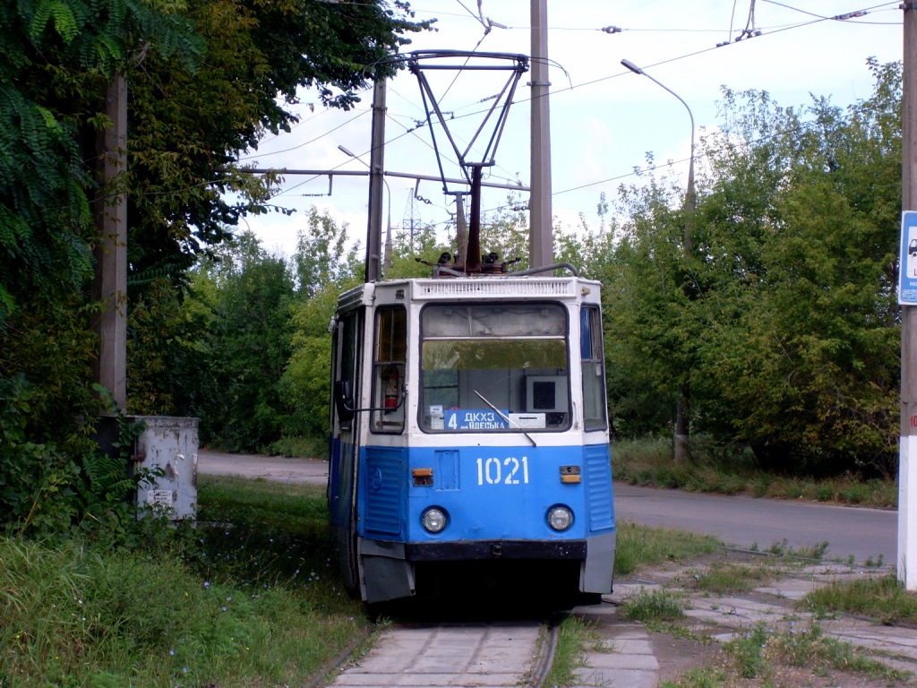Каменское, 71-605 (КТМ-5М3) № 1021