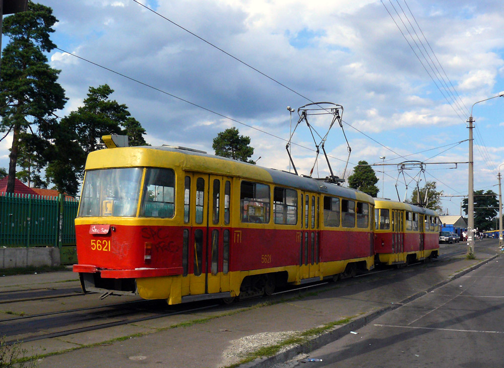 Киев, Tatra T3SU № 5621