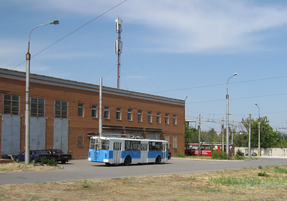 Волгоград, ЗиУ-682Г-012 [Г0А] № 6016; Волгоград — Депо: [6] Троллейбусное депо № 6